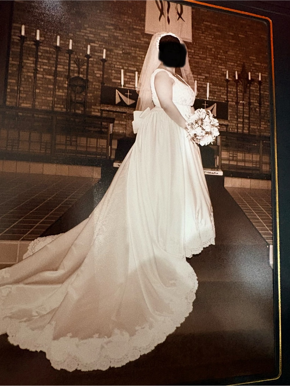 Mon Cheri Vintage Wedding Dress Size 20 Sequin Long Train Veil Petticoat